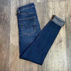 American Eagle Outfitters Hi-Rise Jeans
